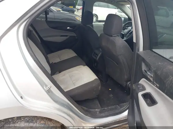 2GNAXHEV0K6243392 2019 CHEVROLET EQUINOX - Image 8