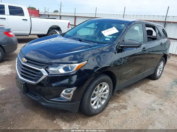 2GNAXHEV0M6123742 2021 CHEVROLET EQUINOX - Image 2