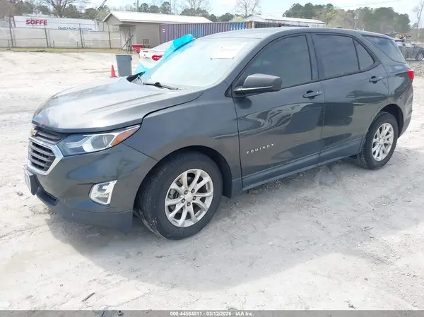 2GNAXHEV1J6117797 2018 CHEVROLET EQUINOX - Image 2