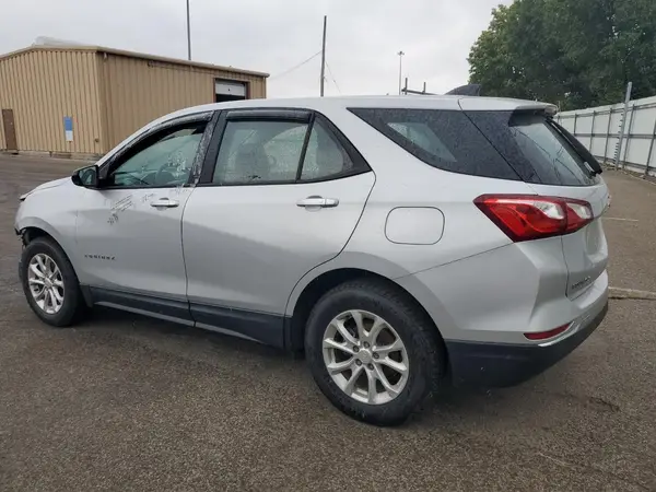 2GNAXHEV1J6121929 2018 CHEVROLET EQUINOX - Image 2