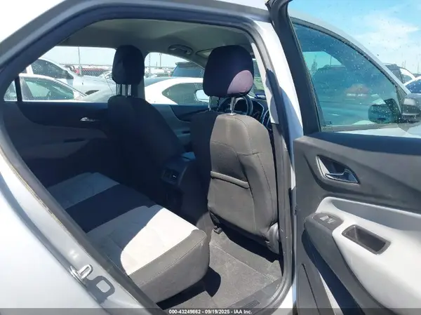 2GNAXHEV1J6209413 2018 CHEVROLET EQUINOX - Image 8