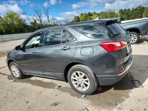 2GNAXHEV1J6210335 2018 CHEVROLET EQUINOX - Image 2