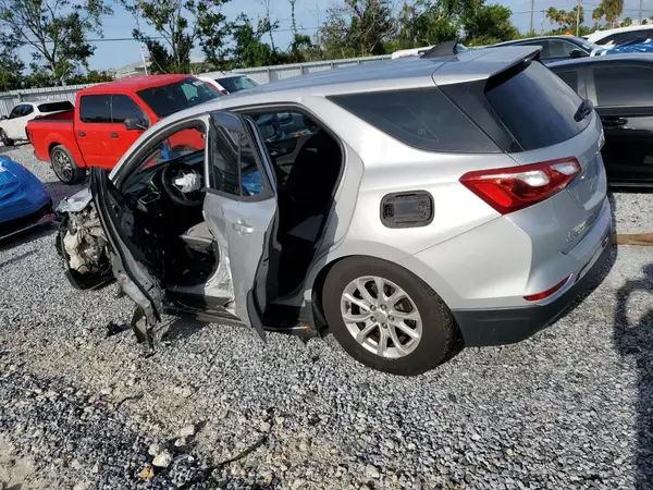 2GNAXHEV1J6236420 2018 CHEVROLET EQUINOX - Image 2