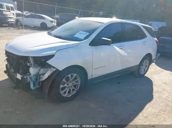 2GNAXHEV1J6246395 2018 CHEVROLET EQUINOX - Image 2