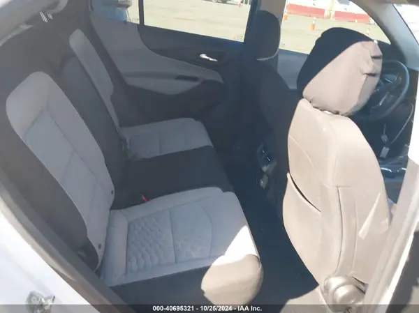 2GNAXHEV1J6246395 2018 CHEVROLET EQUINOX - Image 8