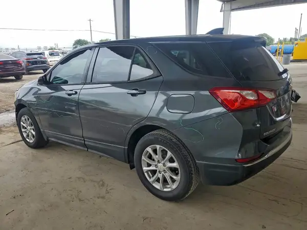 2GNAXHEV1J6277551 2018 CHEVROLET EQUINOX - Image 2