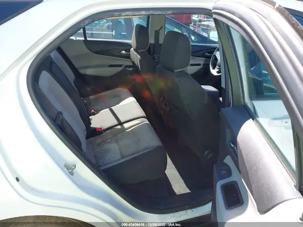 2GNAXHEV1J6312282 2018 CHEVROLET EQUINOX - Image 8