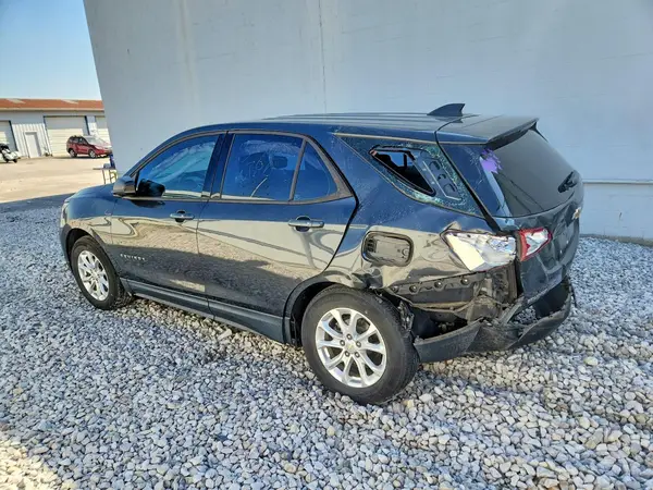 2GNAXHEV1K6156813 2019 CHEVROLET EQUINOX - Image 2