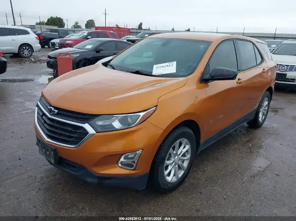2GNAXHEV1K6219330 2019 CHEVROLET EQUINOX - Image 2