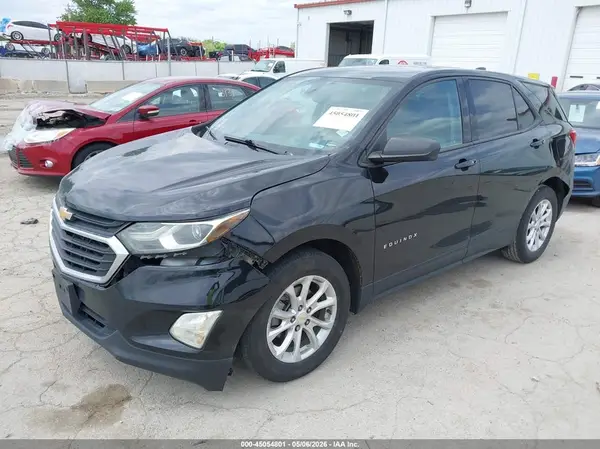 2GNAXHEV1K6246060 2019 CHEVROLET EQUINOX - Image 2