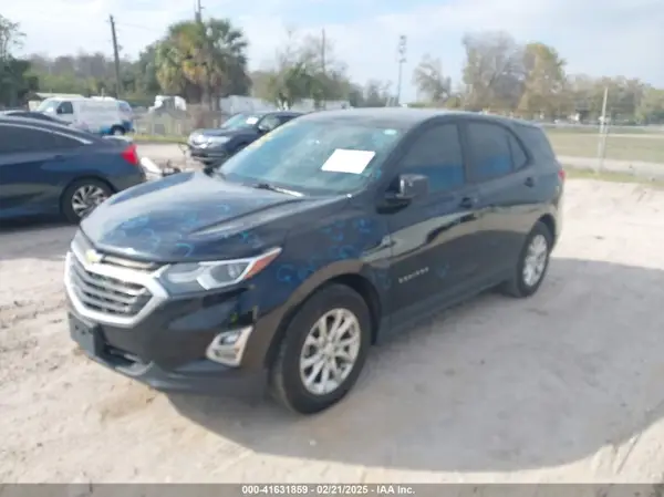 2GNAXHEV1L6185102 2020 CHEVROLET EQUINOX - Image 2