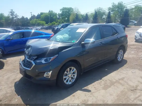 2GNAXHEV1L6277777 2020 CHEVROLET EQUINOX - Image 2