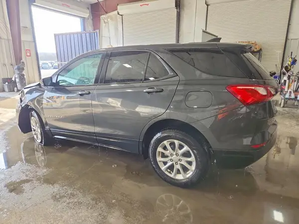 2GNAXHEV1L6279707 2020 CHEVROLET EQUINOX - Image 2