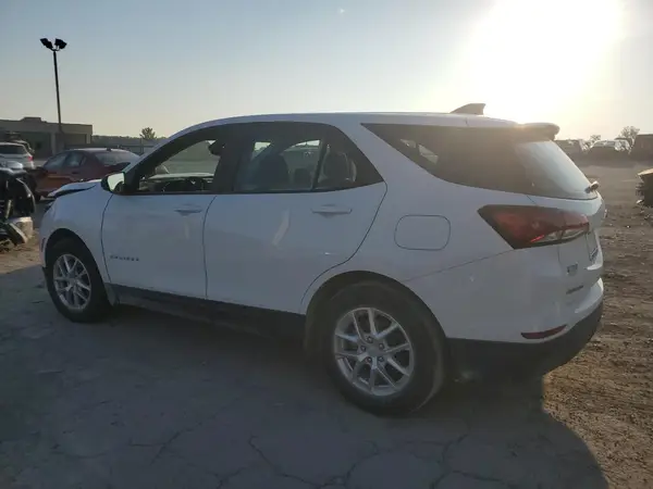 2GNAXHEV1N6133049 2022 CHEVROLET EQUINOX - Image 2