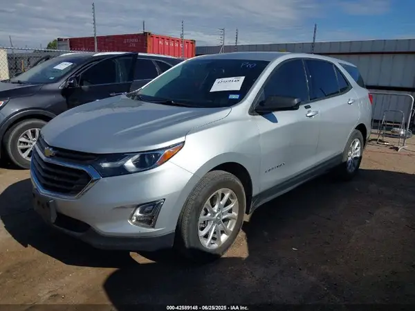 2GNAXHEV2J6121213 2018 CHEVROLET EQUINOX - Image 2