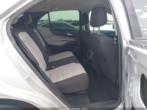 2GNAXHEV2J6137833 2018 CHEVROLET EQUINOX - Image 8