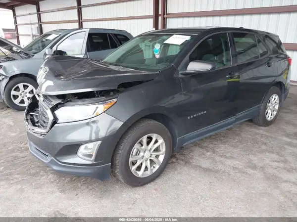 2GNAXHEV2J6149092 2018 CHEVROLET EQUINOX - Image 2