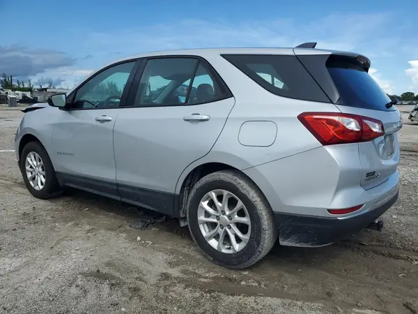 2GNAXHEV2J6160920 2018 CHEVROLET EQUINOX - Image 2