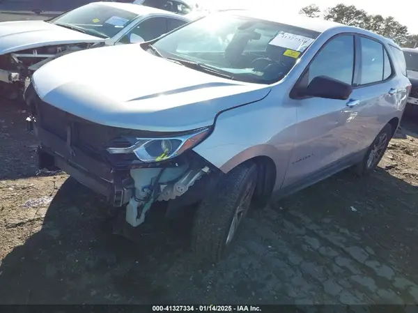 2GNAXHEV2J6177135 2018 CHEVROLET EQUINOX - Image 2