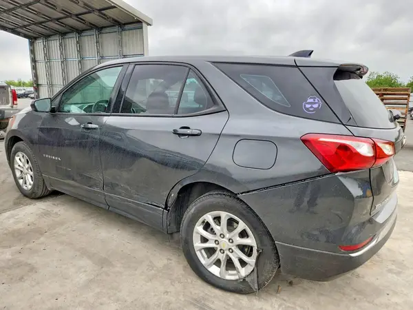 2GNAXHEV2J6221800 2018 CHEVROLET EQUINOX - Image 2