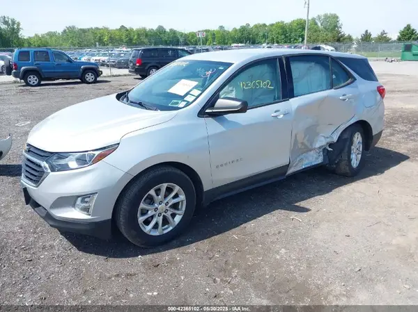 2GNAXHEV2J6290373 2018 CHEVROLET EQUINOX - Image 2