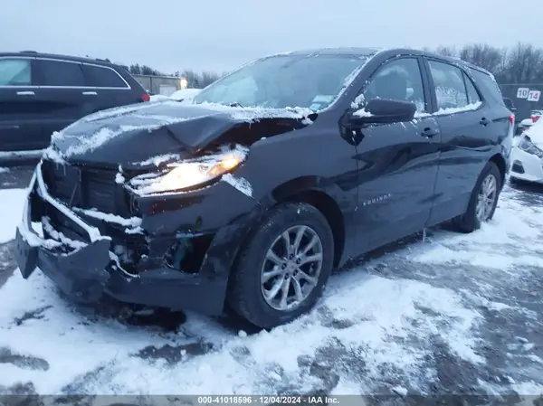 2GNAXHEV2J6299218 2018 CHEVROLET EQUINOX - Image 2