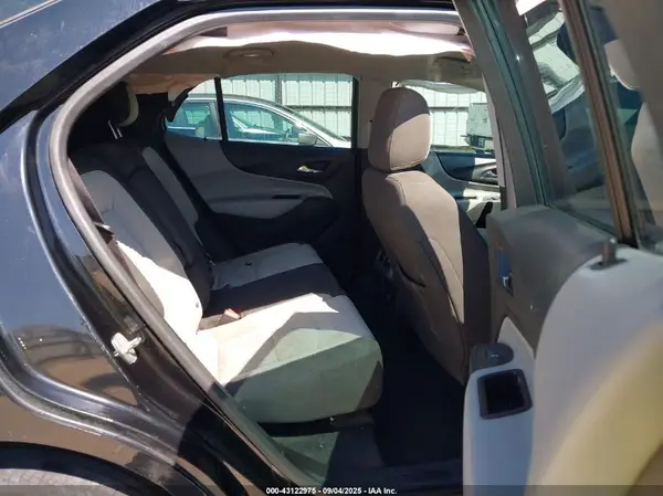 2GNAXHEV2J6303459 2018 CHEVROLET EQUINOX - Image 8