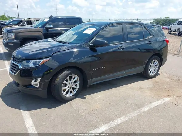 2GNAXHEV2J6303901 2018 CHEVROLET EQUINOX - Image 2