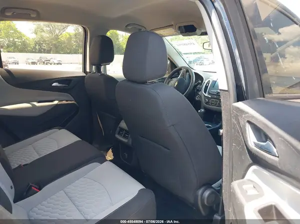 2GNAXHEV2J6303901 2018 CHEVROLET EQUINOX - Image 8