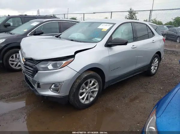 2GNAXHEV2J6322089 2018 CHEVROLET EQUINOX - Image 2