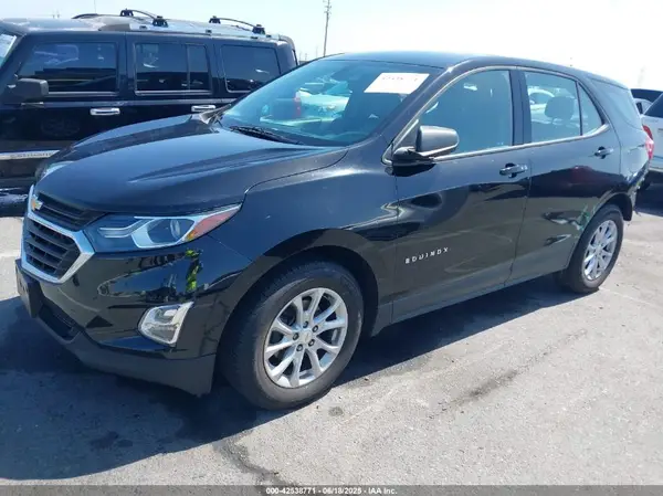 2GNAXHEV2J6336073 2018 CHEVROLET EQUINOX - Image 2