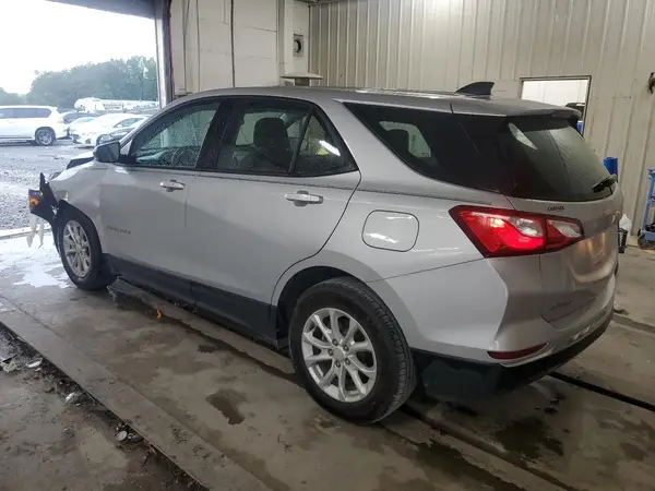 2GNAXHEV2J6350829 2018 CHEVROLET EQUINOX - Image 2