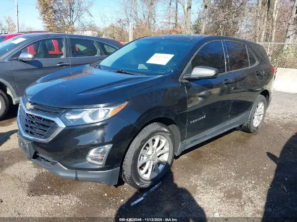 2GNAXHEV2K6177122 2019 CHEVROLET EQUINOX - Image 2