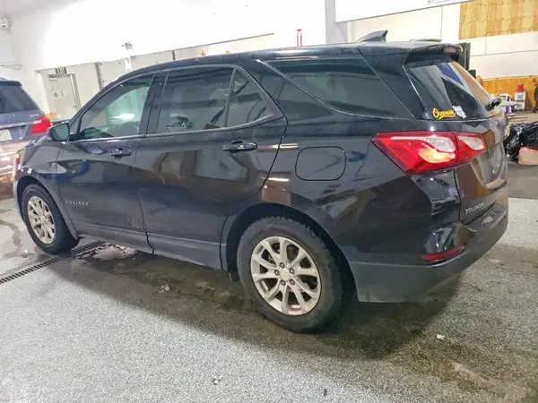 2GNAXHEV2K6249033 2019 CHEVROLET EQUINOX - Image 2