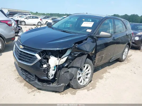 2GNAXHEV2K6249744 2019 CHEVROLET EQUINOX - Image 2