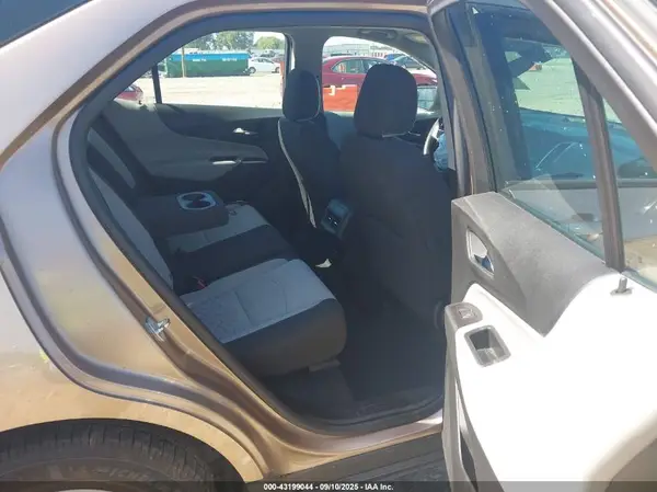 2GNAXHEV2K6274367 2019 CHEVROLET EQUINOX - Image 8