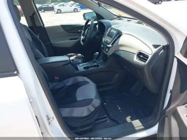 2GNAXHEV2L6135101 2020 CHEVROLET EQUINOX - Image 1