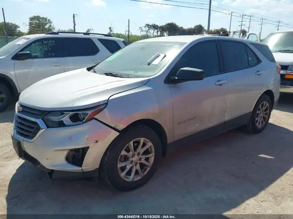 2GNAXHEV2L6163884 2020 CHEVROLET EQUINOX - Image 2