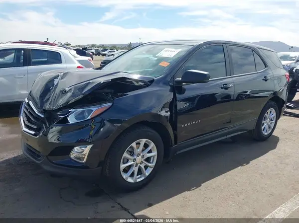2GNAXHEV2L6165120 2020 CHEVROLET EQUINOX - Image 2