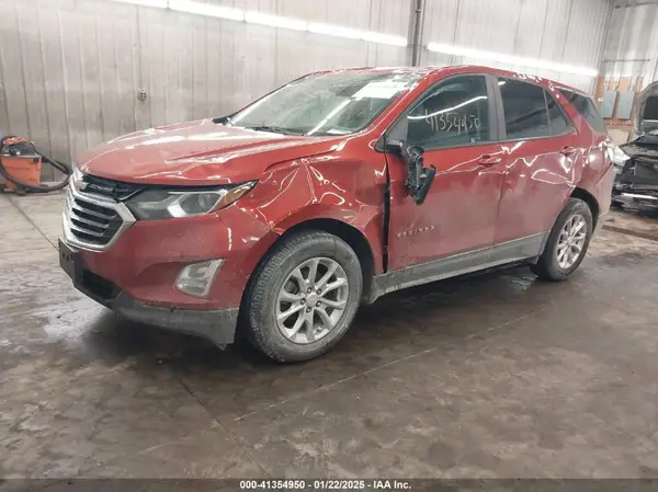 2GNAXHEV2L6181866 2020 CHEVROLET EQUINOX - Image 2