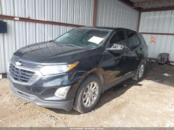 2GNAXHEV2L6281899 2020 CHEVROLET EQUINOX - Image 2