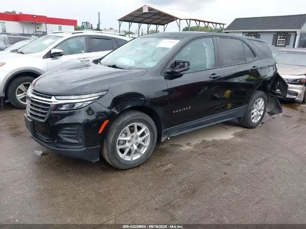 2GNAXHEV2N6100562 2022 CHEVROLET EQUINOX - Image 2