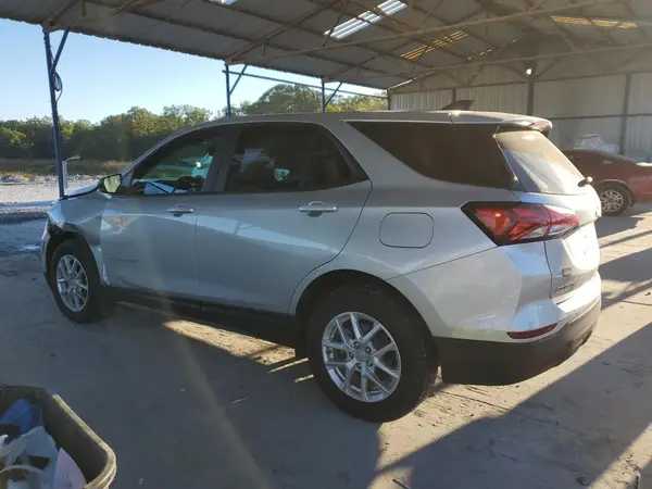 2GNAXHEV2N6126627 2022 CHEVROLET EQUINOX - Image 2