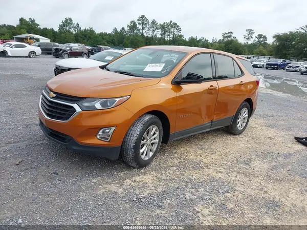 2GNAXHEV3J6163714 2018 CHEVROLET EQUINOX - Image 2