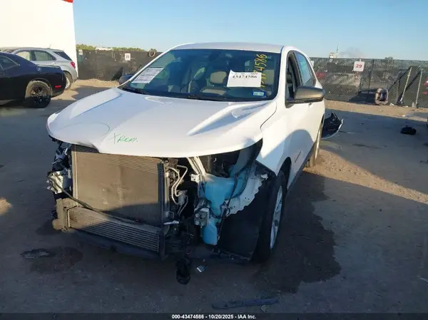 2GNAXHEV3J6210594 2018 CHEVROLET EQUINOX - Image 2