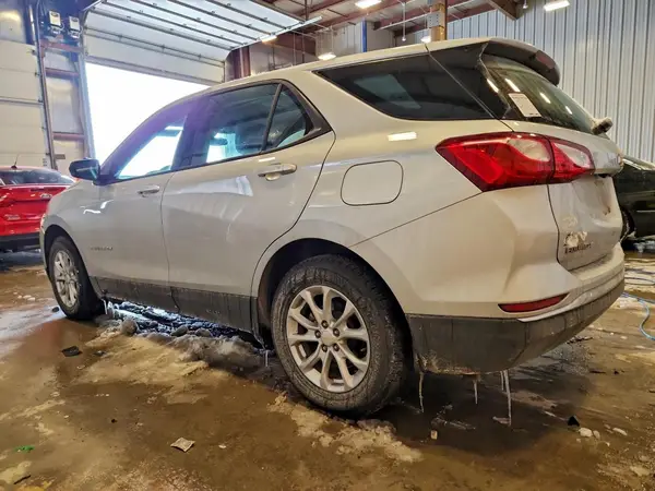 2GNAXHEV3J6213401 2018 CHEVROLET EQUINOX - Image 2