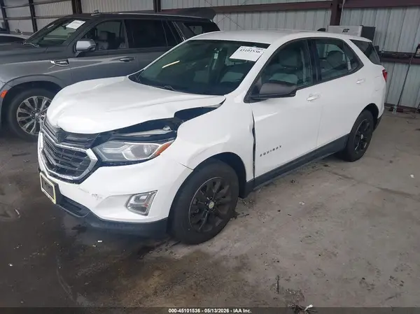 2GNAXHEV3J6275249 2018 CHEVROLET EQUINOX - Image 2