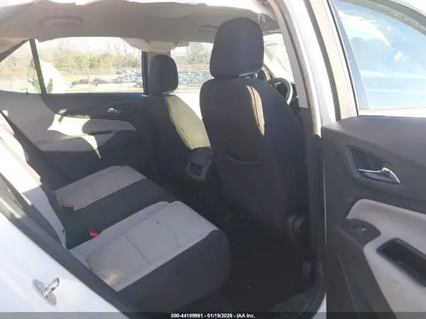 2GNAXHEV3J6278555 2018 CHEVROLET EQUINOX - Image 8
