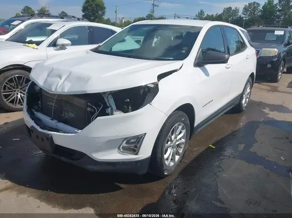 2GNAXHEV3J6281472 2018 CHEVROLET EQUINOX - Image 2