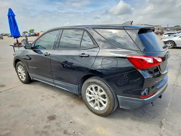 2GNAXHEV3J6300120 2018 CHEVROLET EQUINOX - Image 2